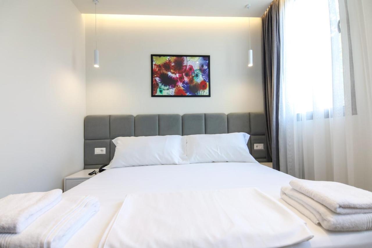 N Hotel City Center By Noshi Tirana Eksteriør billede