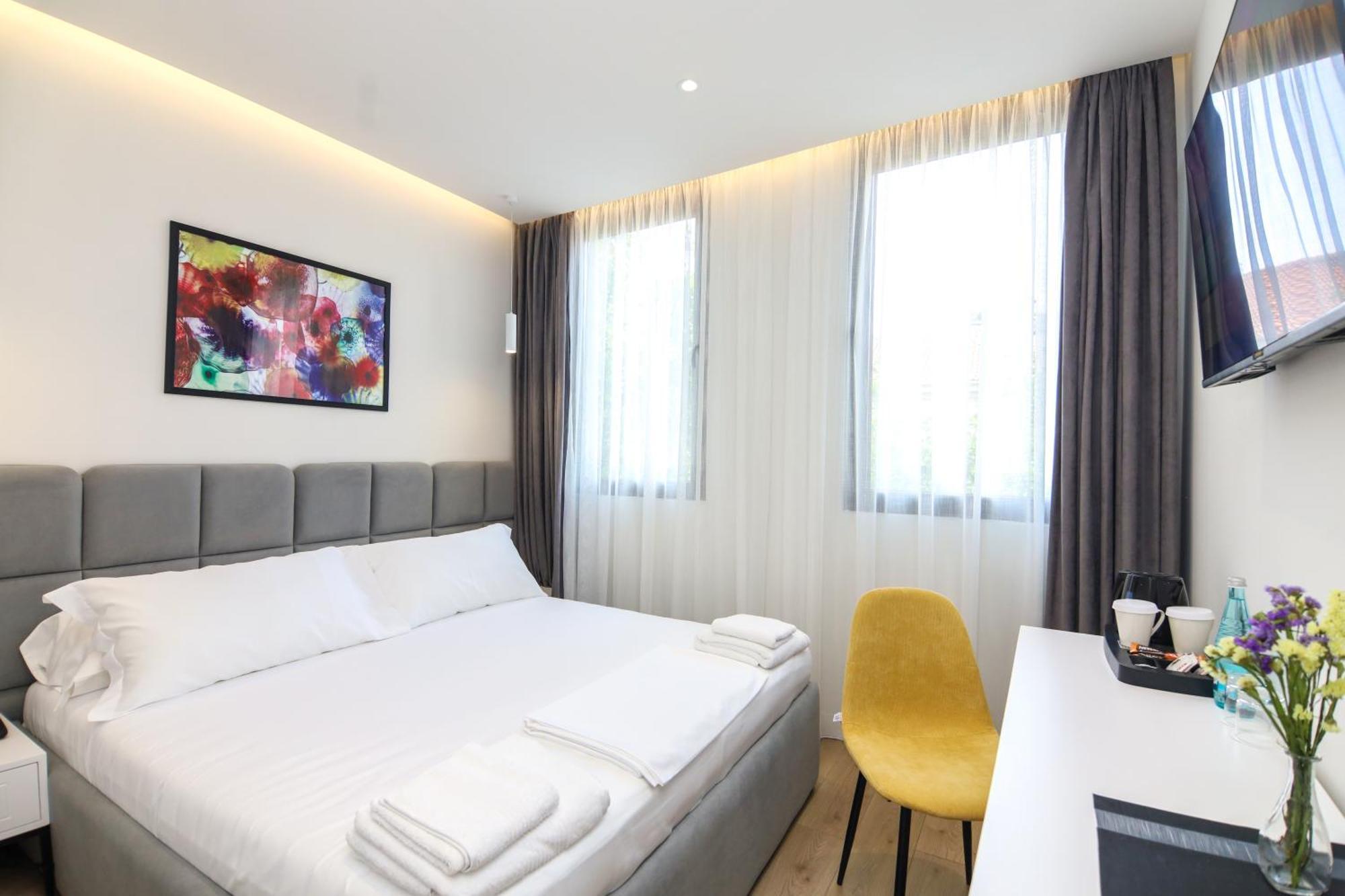 N Hotel City Center By Noshi Tirana Eksteriør billede